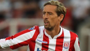 Znany angielski napastnik ogłosił zakończenie kariery. Peter Crouch zawiesił buty na kołku